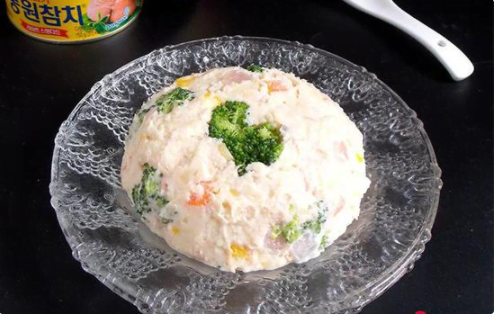 西式甜點(diǎn)中常出現(xiàn)的名字，金槍魚(yú)土豆泥，你吃過(guò)嗎？快來(lái)學(xué)